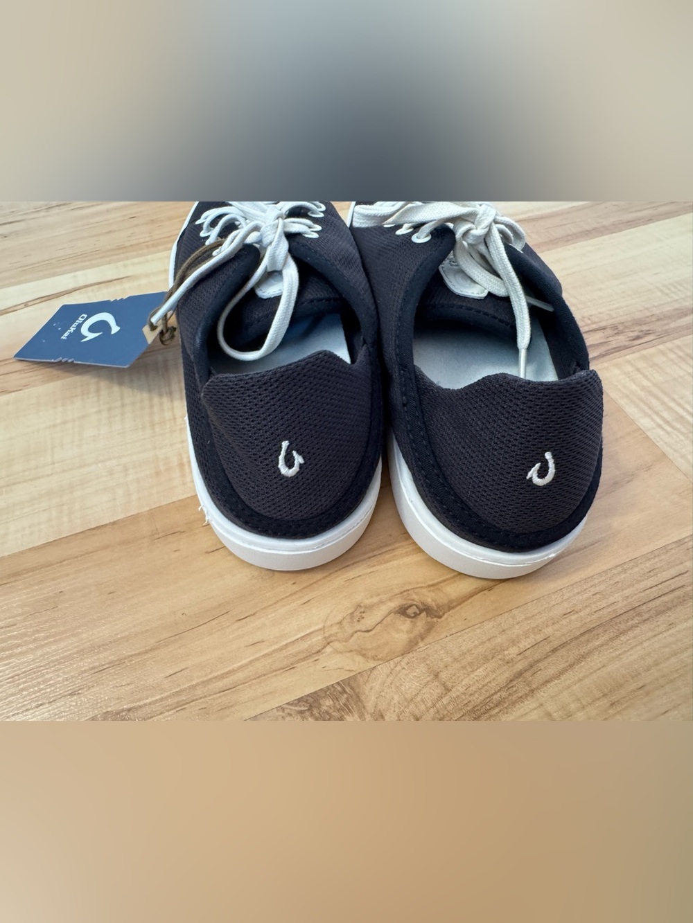 Olukai Women's Pehuea Li Black/White Sand Sneakers NWT $110 Multiple Sizes - Picture 9 of 15